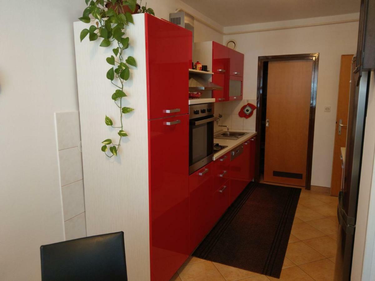 Apartment Koruna 1 Pula Exterior foto